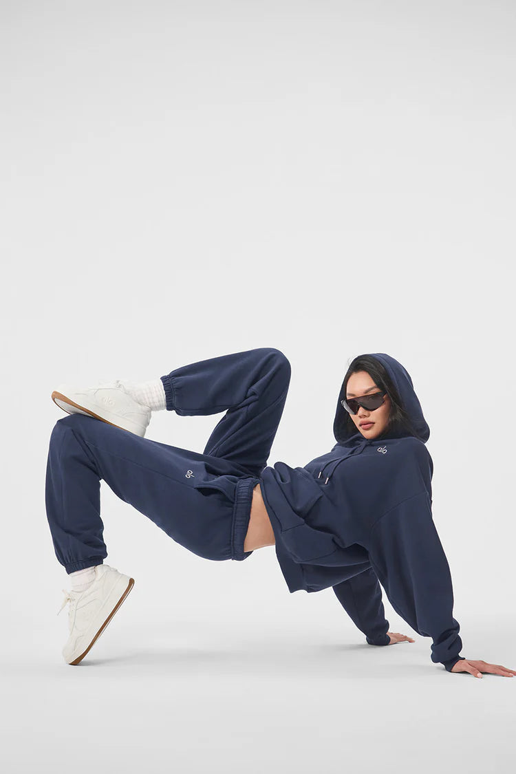 alo yoga Accolade Sweatpants *Pre Order*