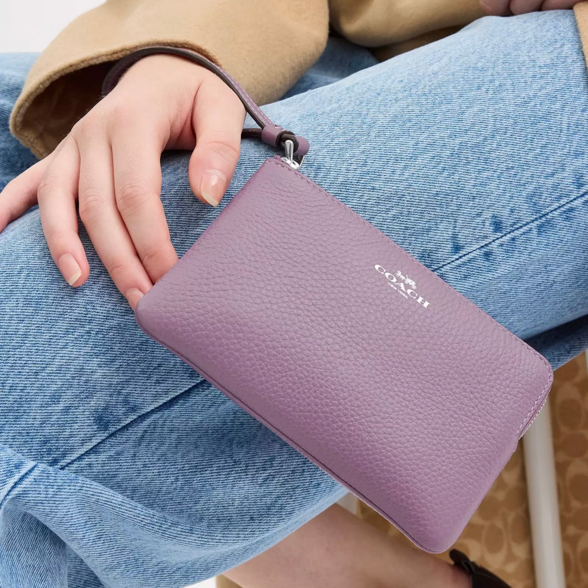Coach Corner Zip Wristlet *Pre Order*