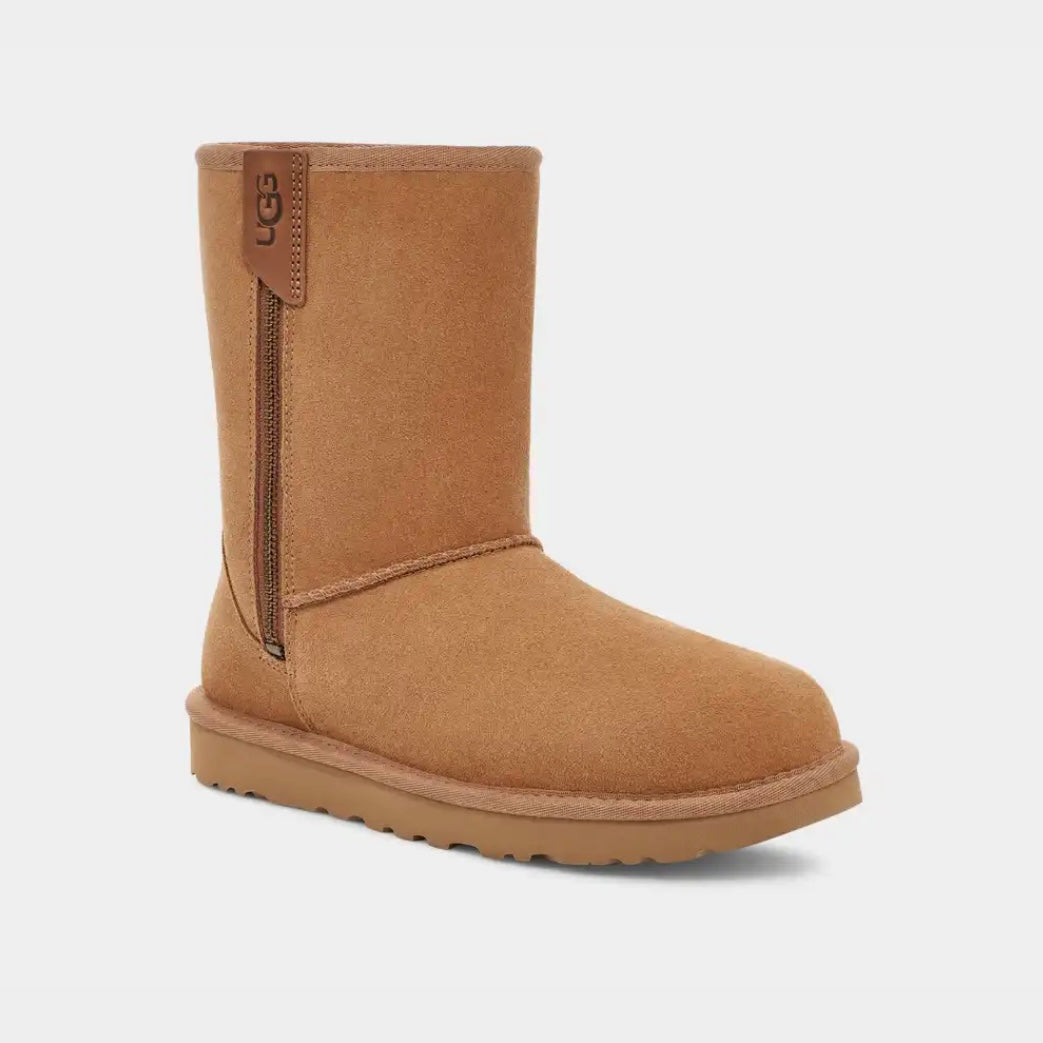 UGG Classic Short Bailey Zip *Pre Order*