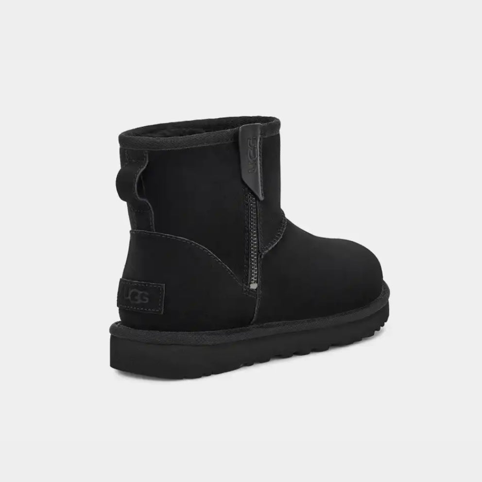 UGG Classic Mini Bailey Zip *Pre Order*