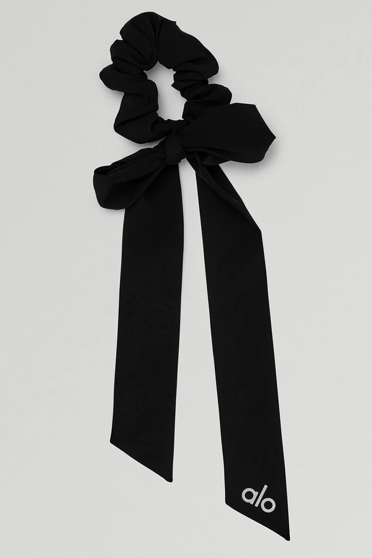 Love Knots Tie Scrunchie *Pre Order*