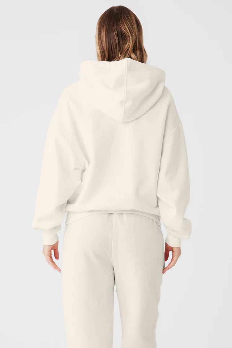 alo yoga Accolade Sweatpants *Pre Order*