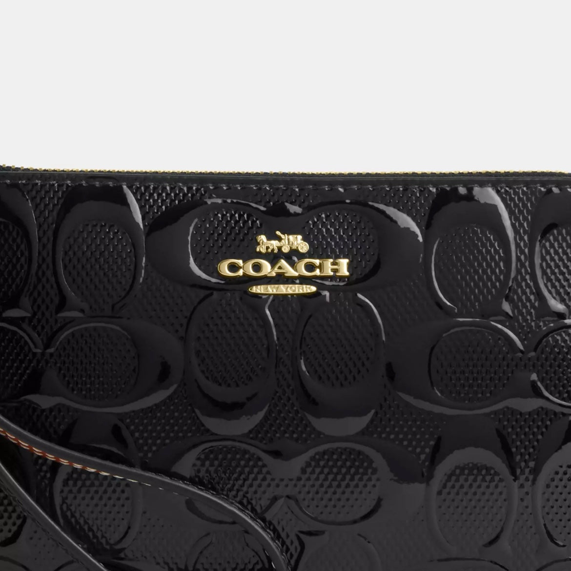 Coach Corner Zip Wristlet In Signature Leather *Pre Order*