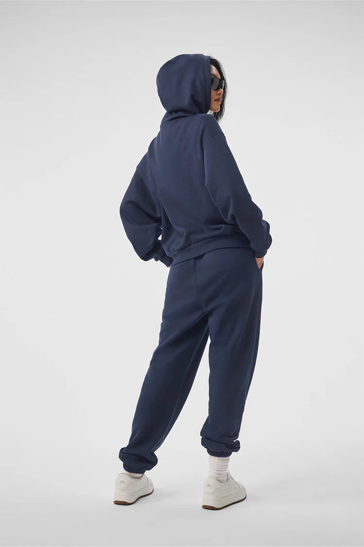alo yoga Accolade Sweatpants *Pre Order*