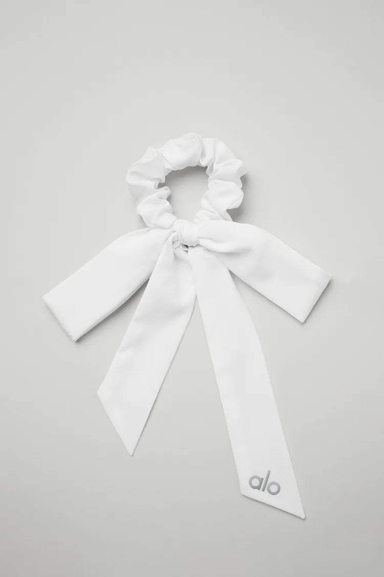 Love Knots Tie Scrunchie *Pre Order*