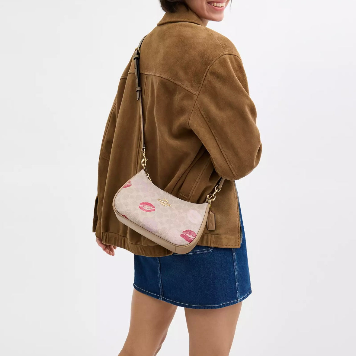 Coach Teri Shoulder Bag In Signature Canvas With Lips Print *Pre Order*