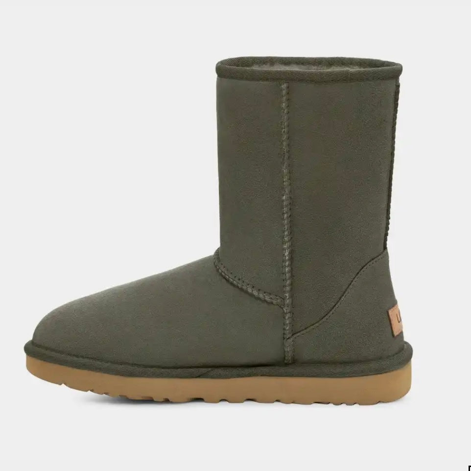 UGG Classic Short II Boot *Pre Order*