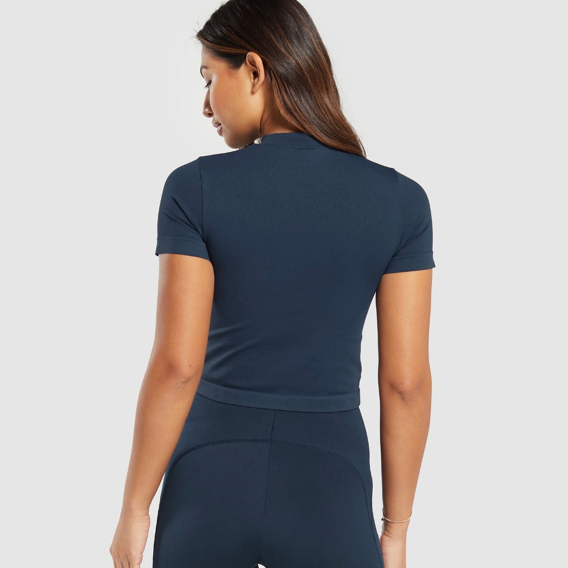 Everyday Seamless Tight Fit Tee *Pre Order*