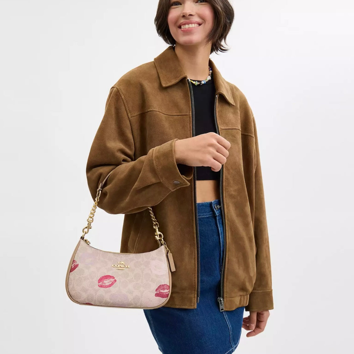 Coach Teri Shoulder Bag In Signature Canvas With Lips Print *Pre Order*